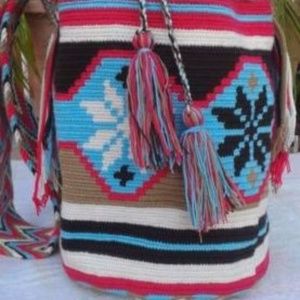 WAYUU BAG LARGE SIZE FINEST QUALITY HANDMADE